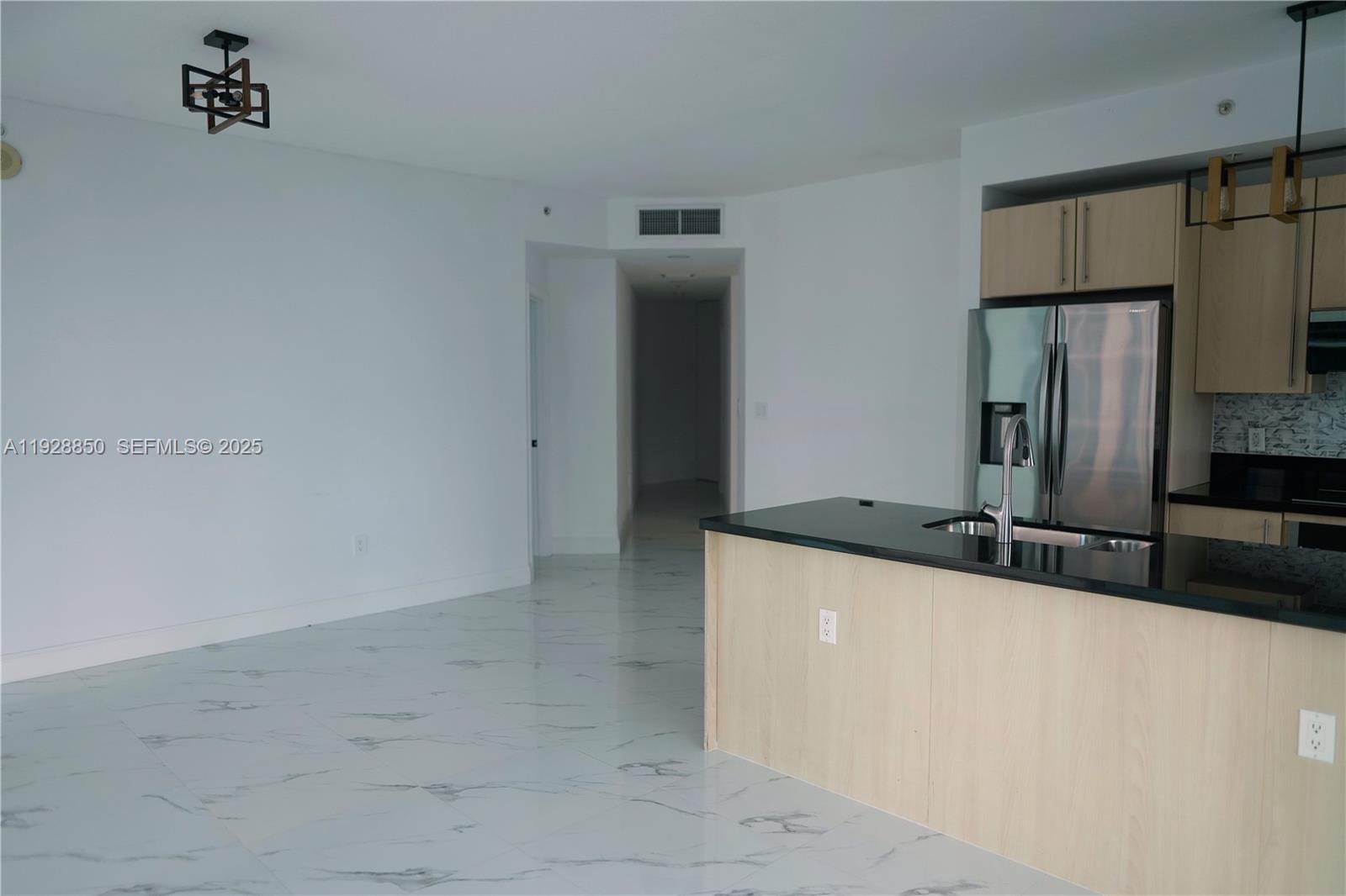1111 SW 1st Ave #3320-N, Miami FL 33130