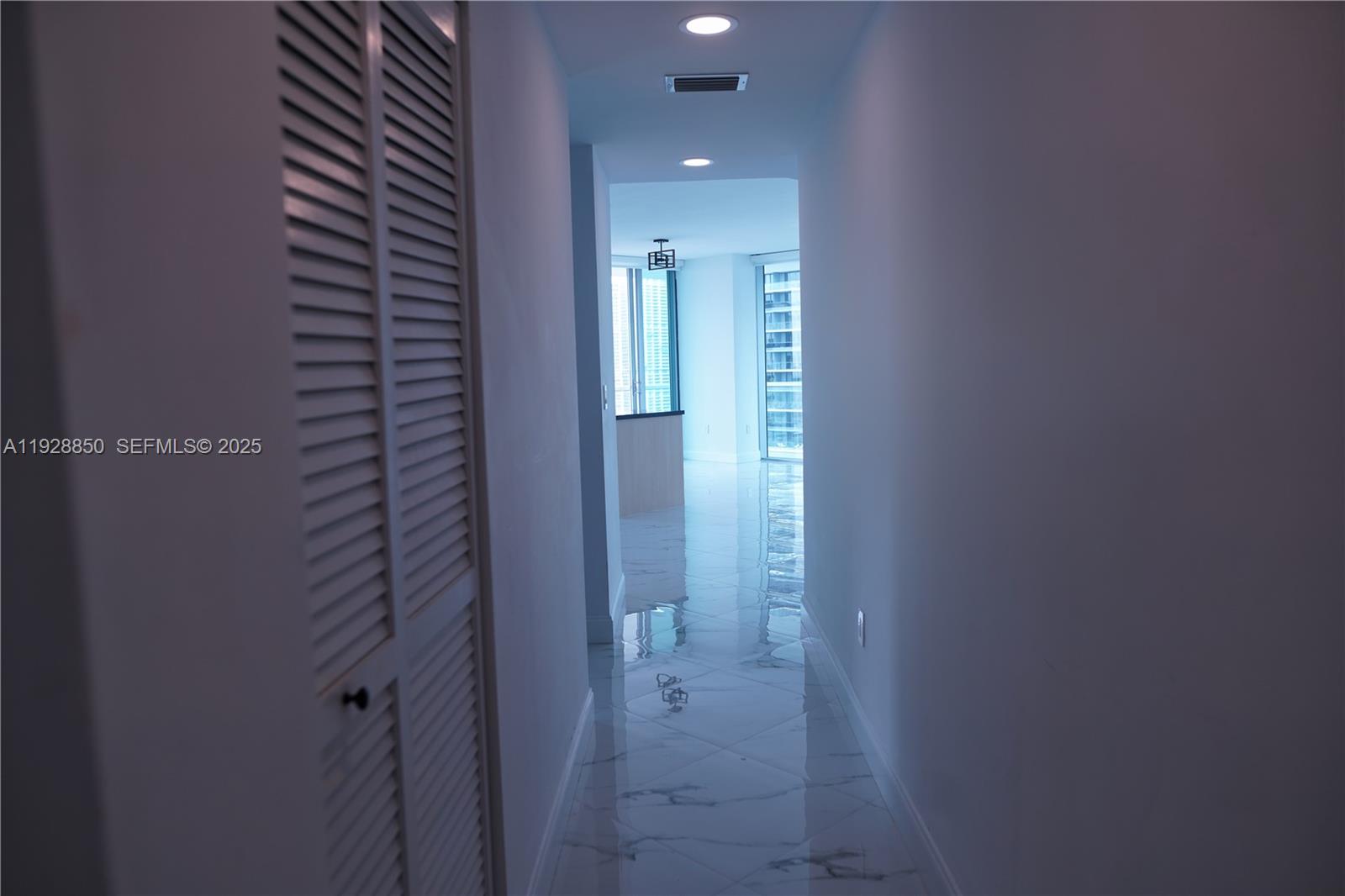 1111 SW 1st Ave #3320-N, Miami FL 33130