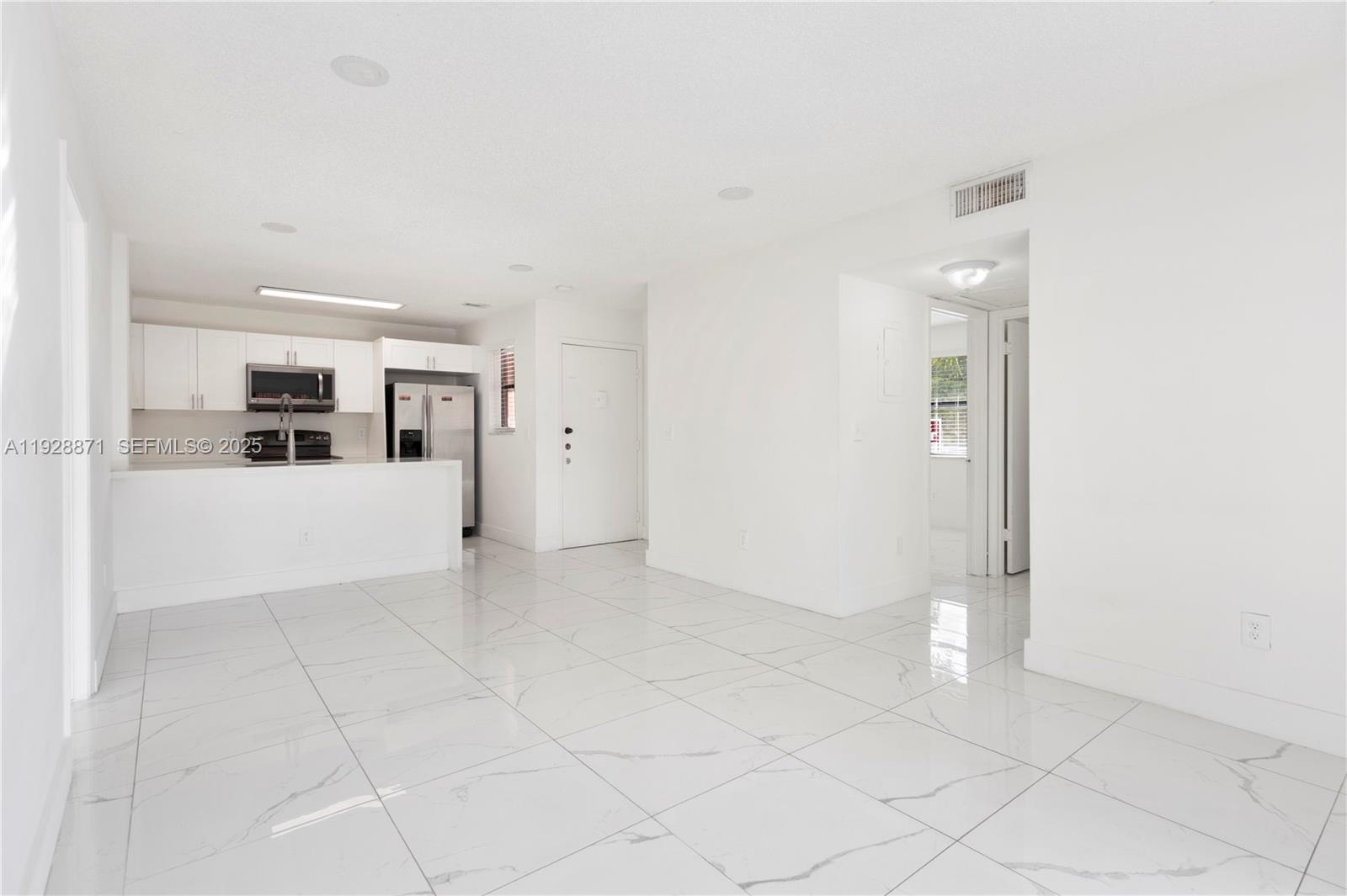 6580 W 27th Ct #58-21, Hialeah FL 33016