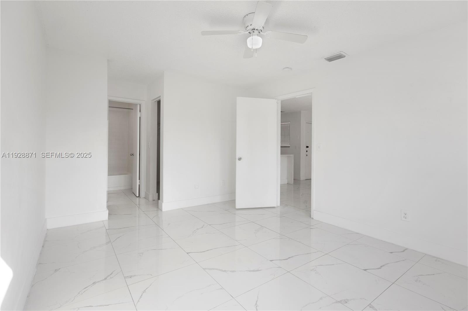 6580 W 27th Ct #58-21, Hialeah FL 33016