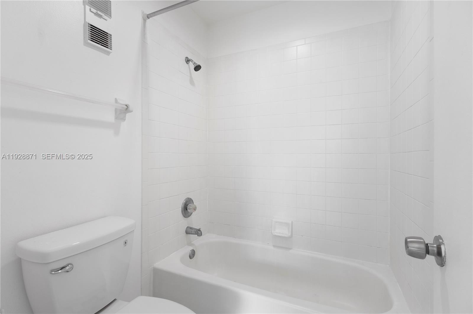6580 W 27th Ct #58-21, Hialeah FL 33016