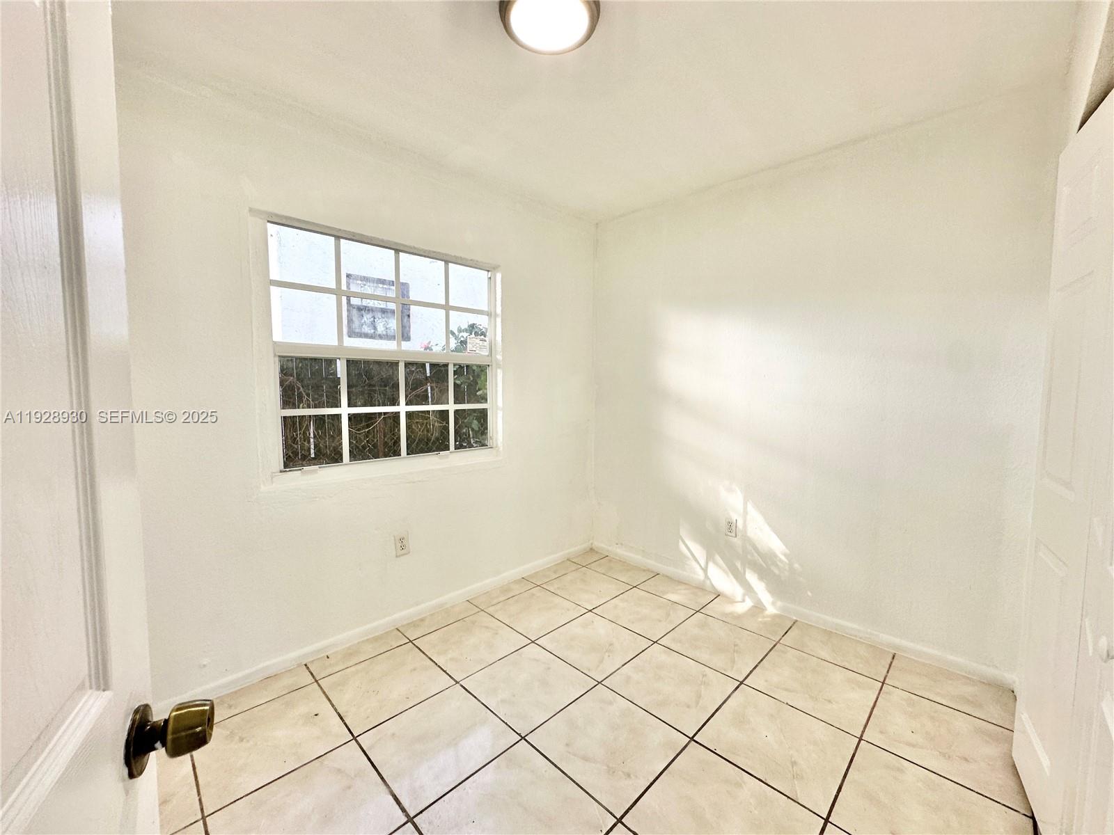 1278 NW 44th Street #1, Miami FL 33142