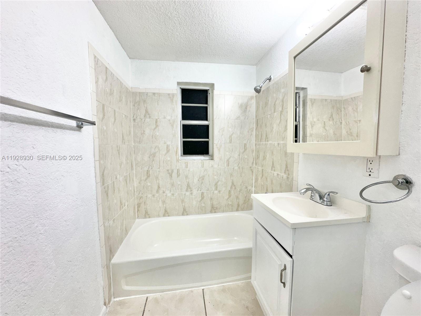 1278 NW 44th Street #1, Miami FL 33142