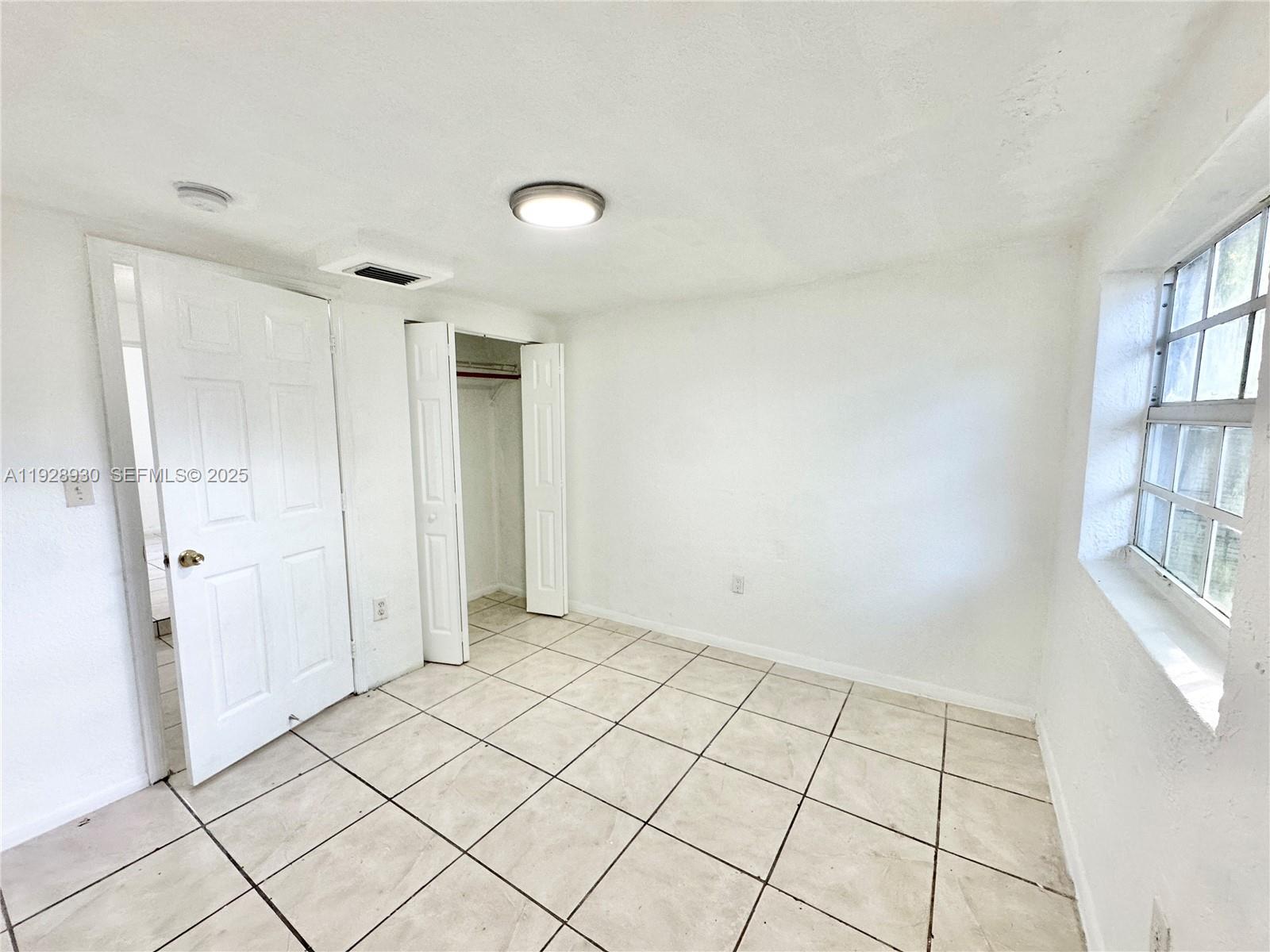 1278 NW 44th Street #1, Miami FL 33142
