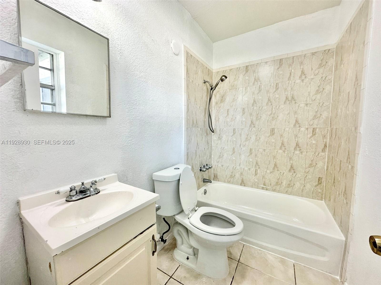 1278 NW 44th Street #1, Miami FL 33142