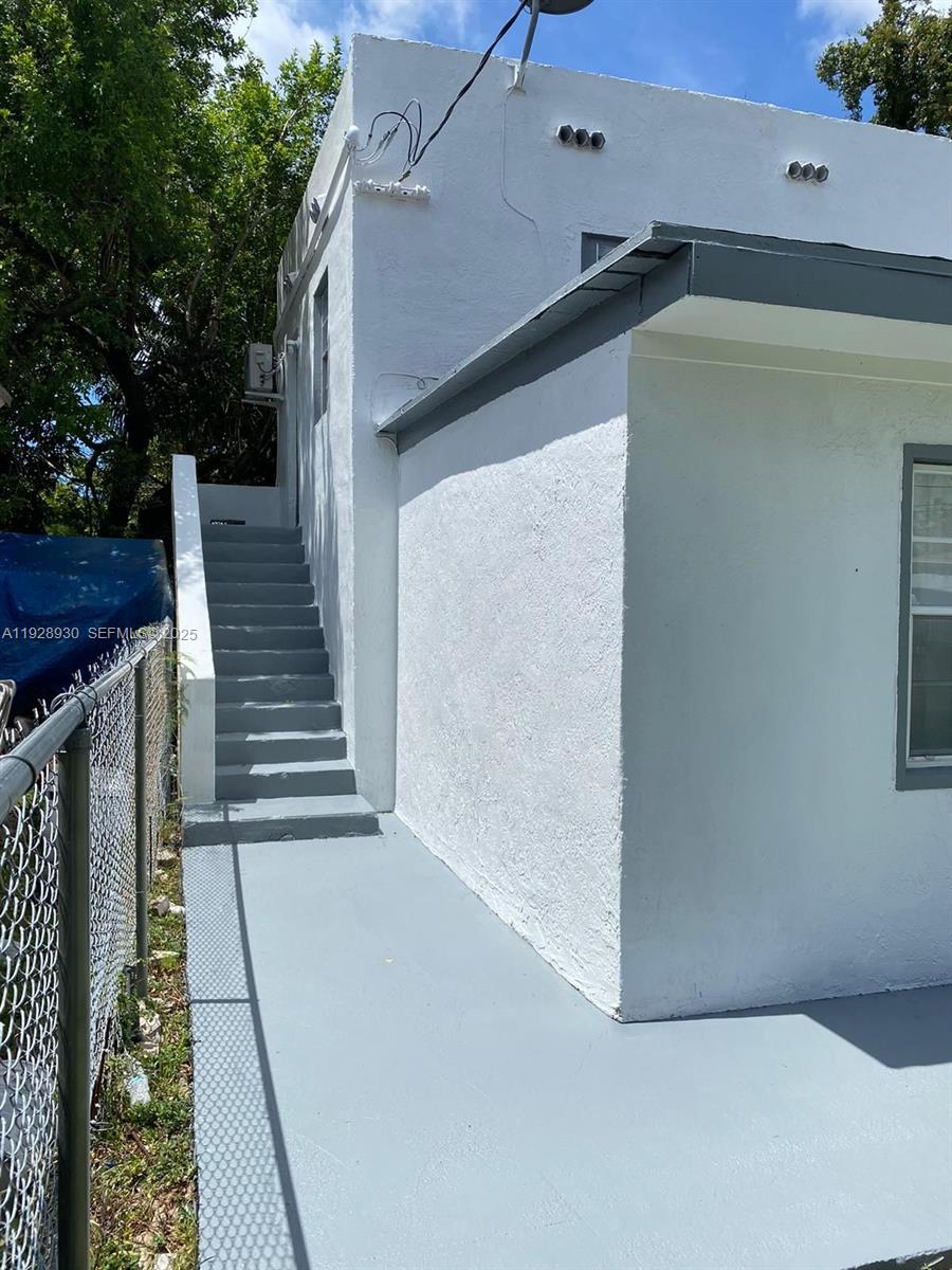 1278 NW 44th Street #1, Miami FL 33142