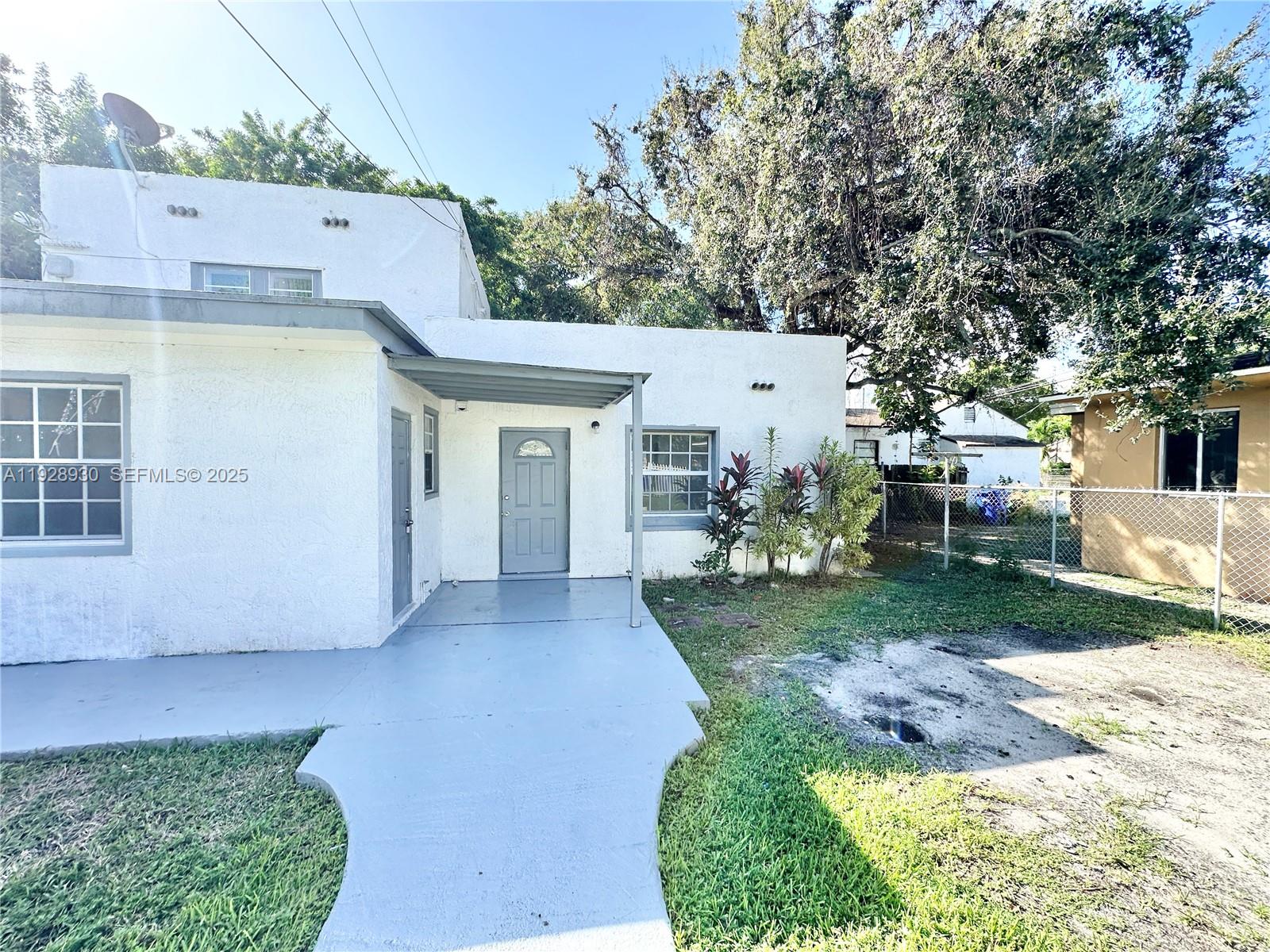 1278 NW 44th Street #1, Miami FL 33142