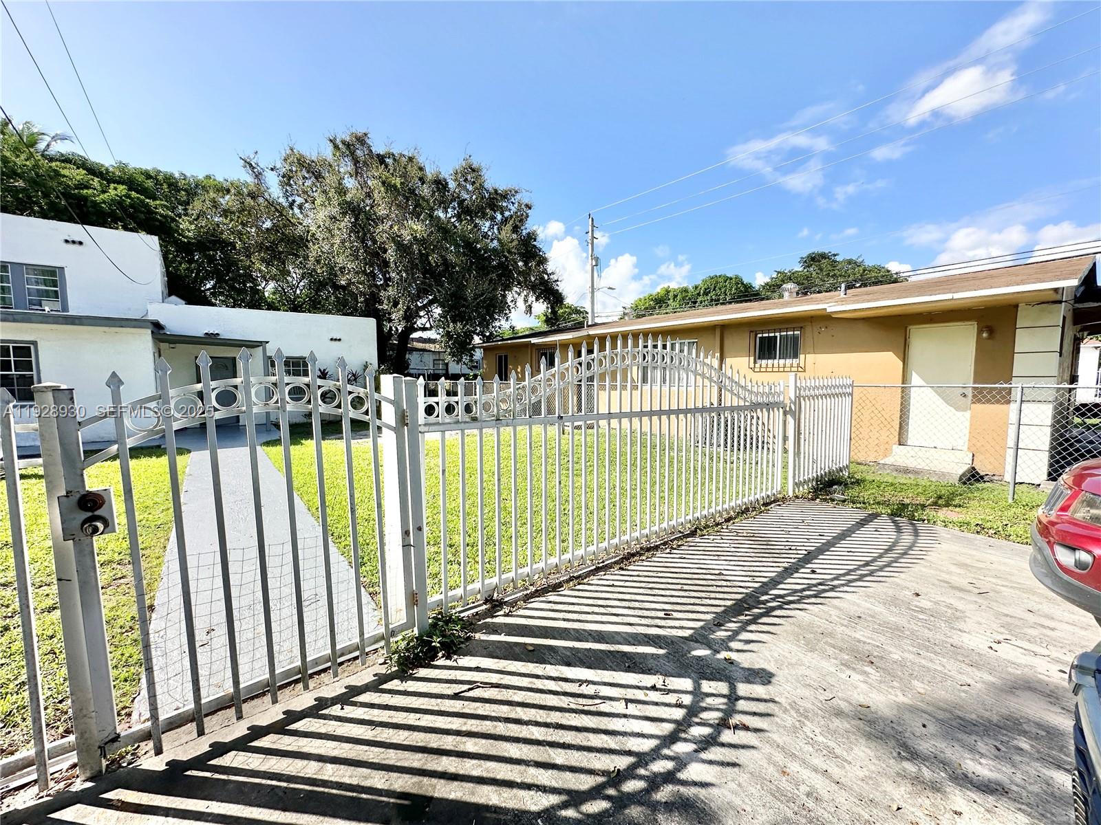 1278 NW 44th Street #1, Miami FL 33142