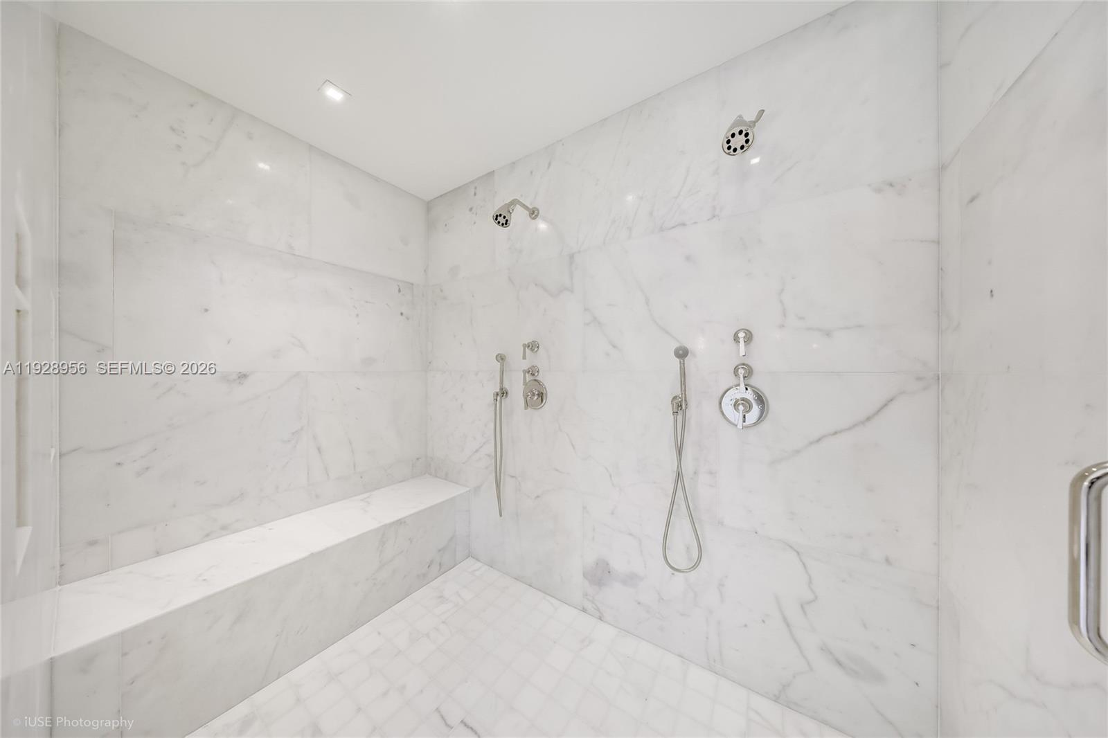 55 La Gorce Cir, Miami Beach FL 33141