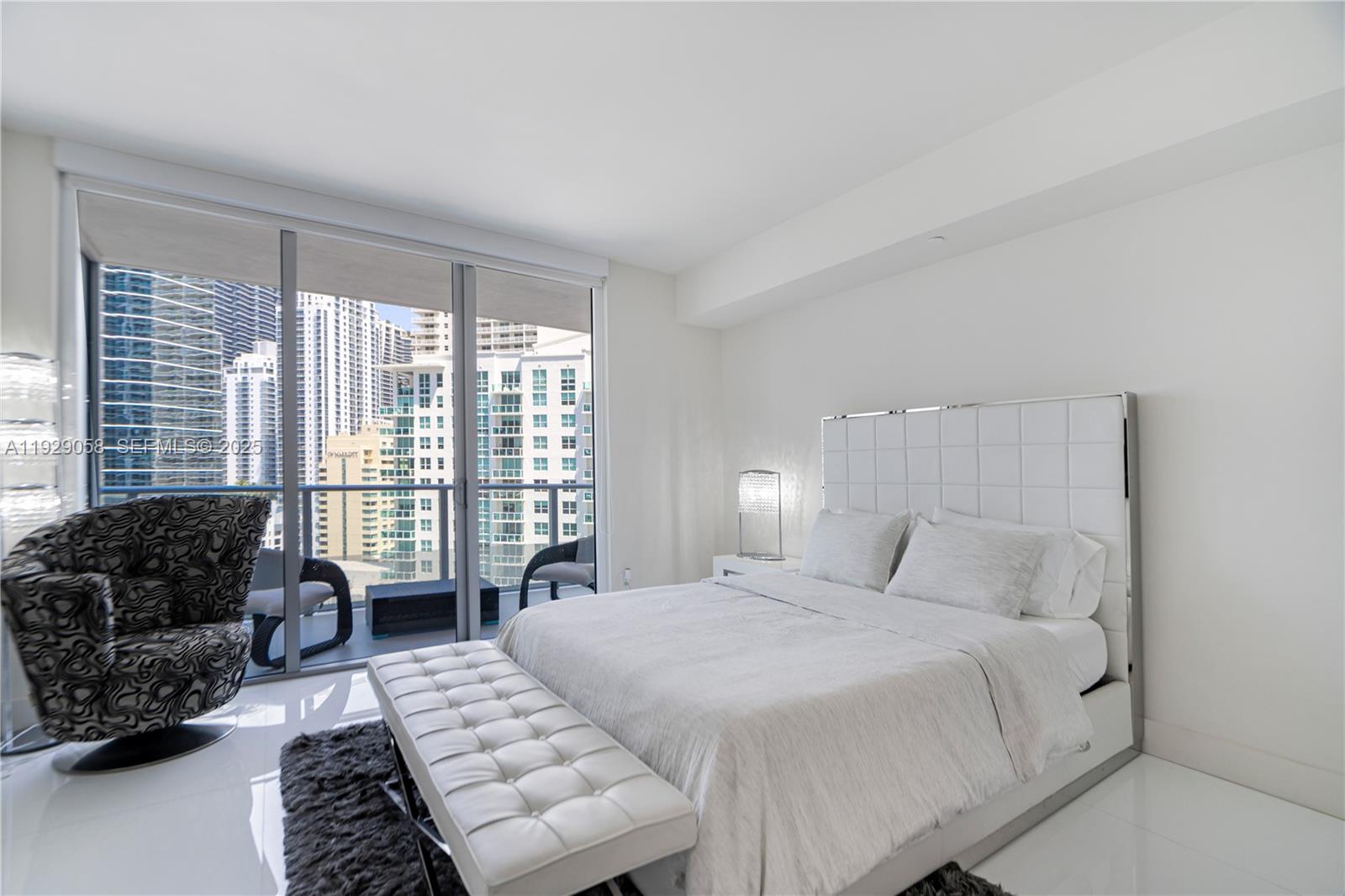 1300 Brickell Bay Dr #1912, Miami FL 33131