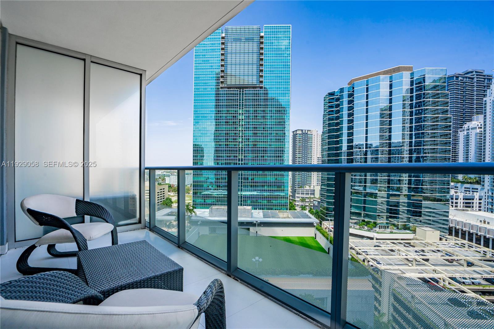1300 Brickell Bay Dr #1912, Miami FL 33131