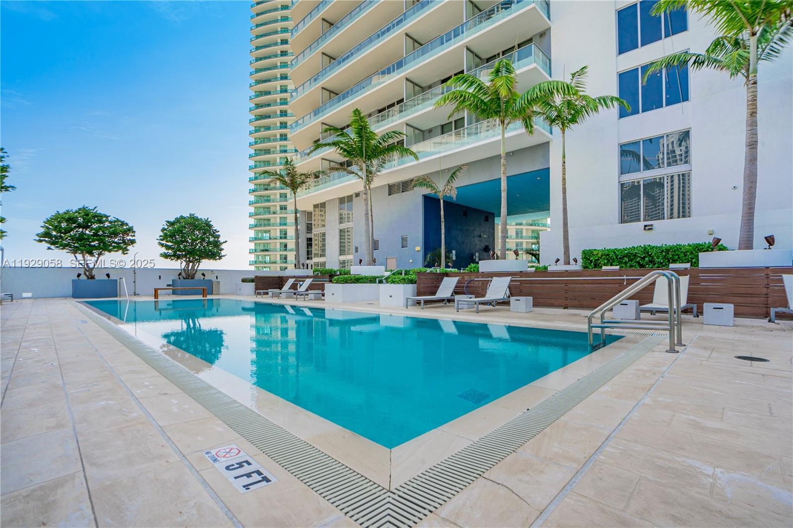 1300 Brickell Bay Dr #1912, Miami FL 33131