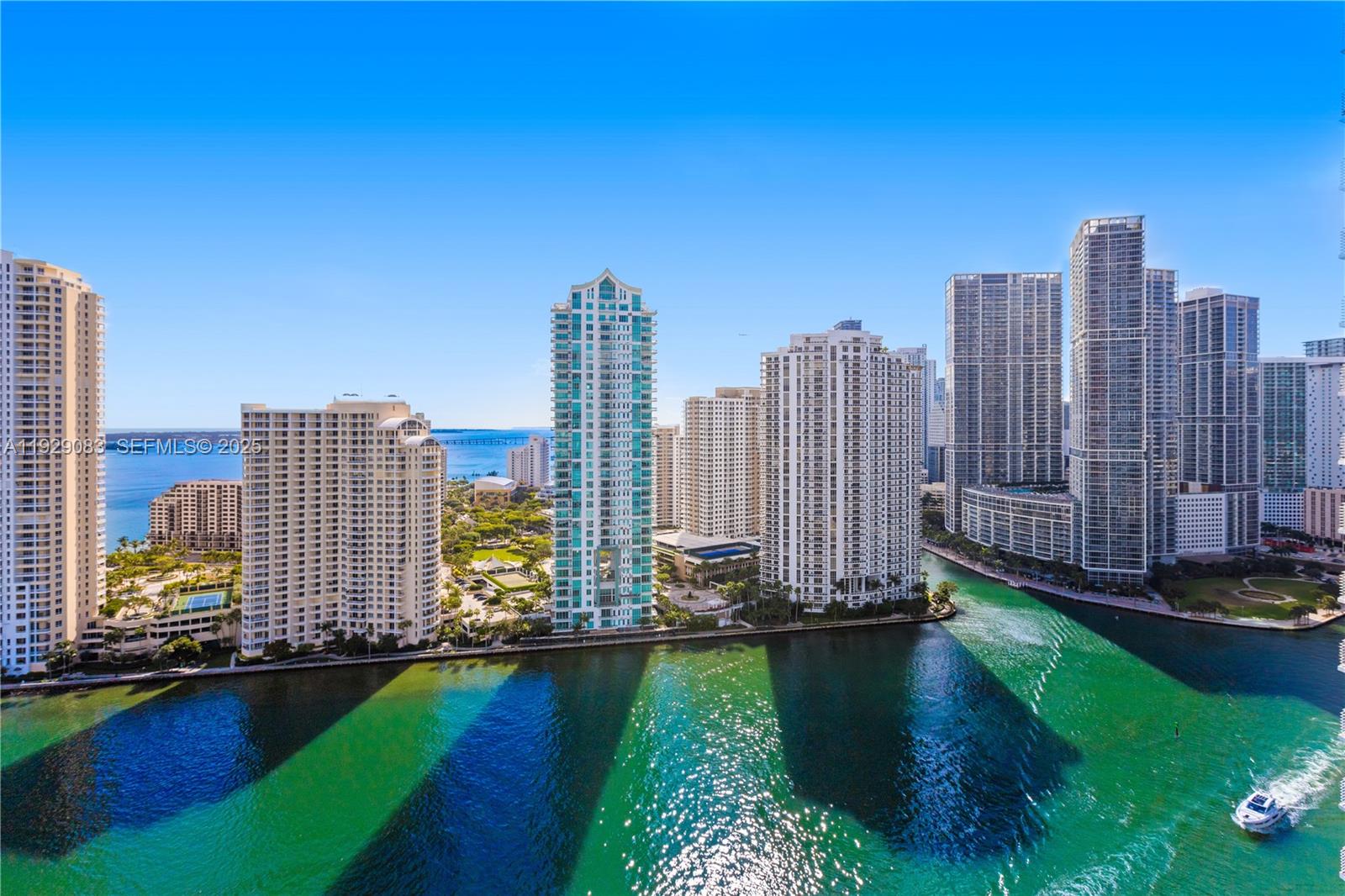 335 S Biscayne Blvd #3003, Miami FL 33131