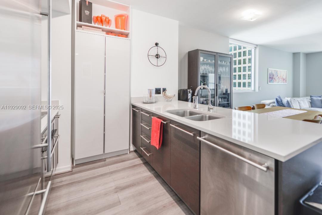 55 SE 6th St #2110, Miami FL 33131