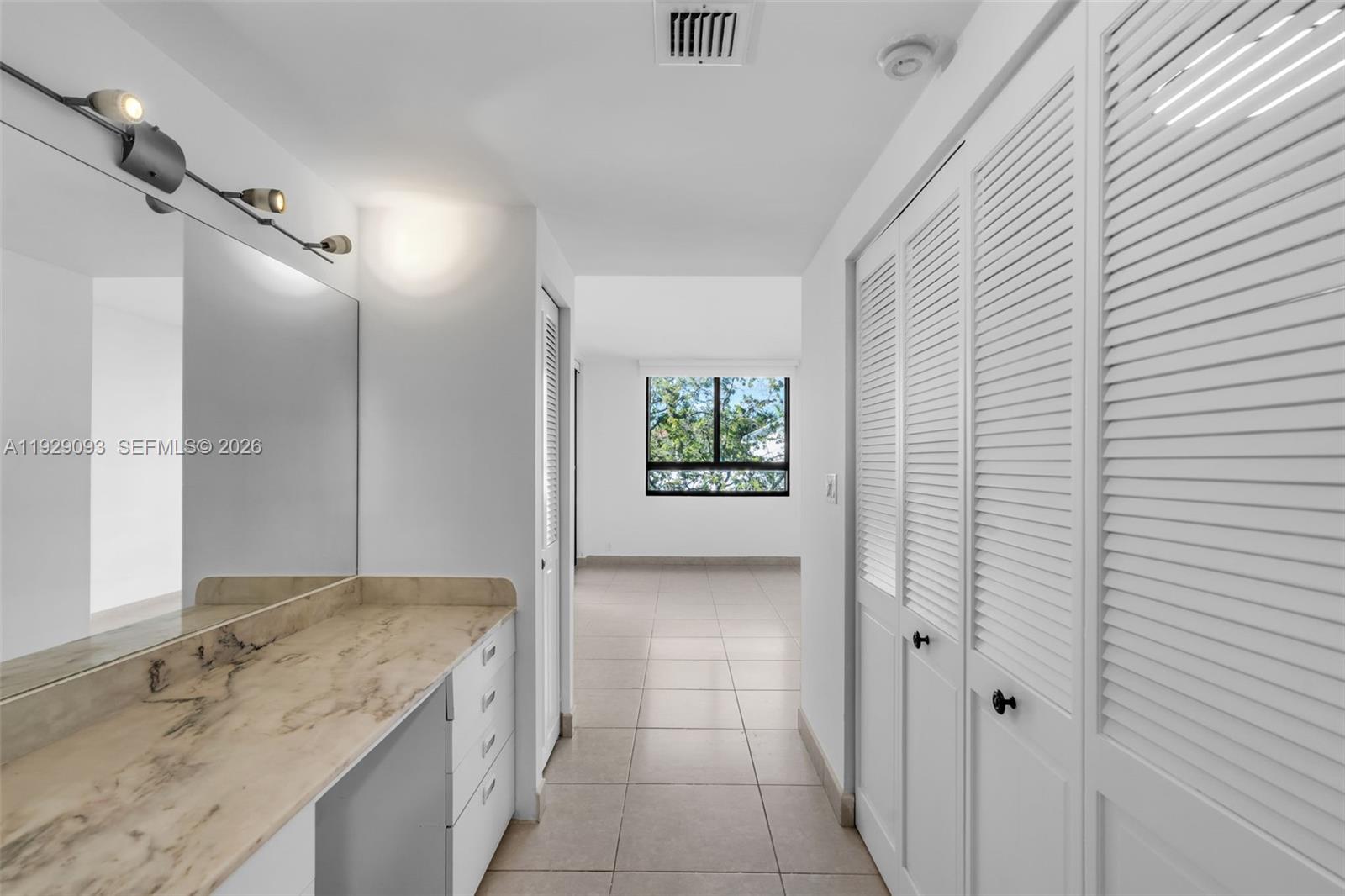 121 CRANDON BL #248, Key Biscayne FL 33149