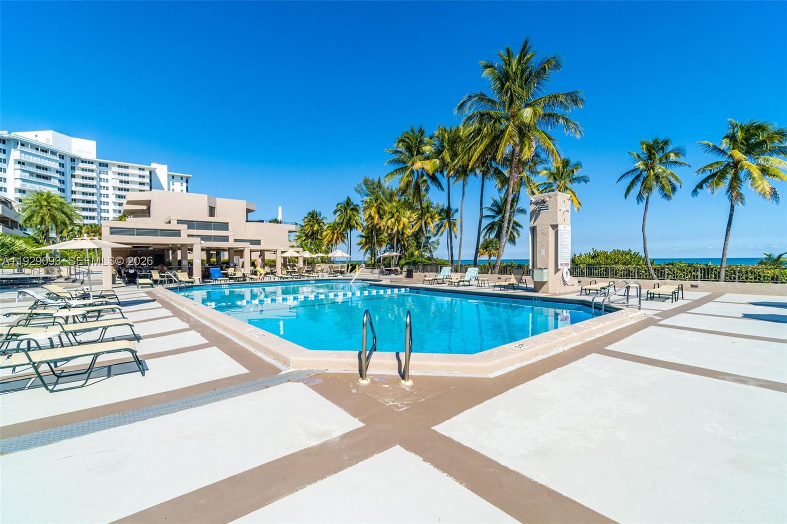 121 CRANDON BL #248, Key Biscayne FL 33149