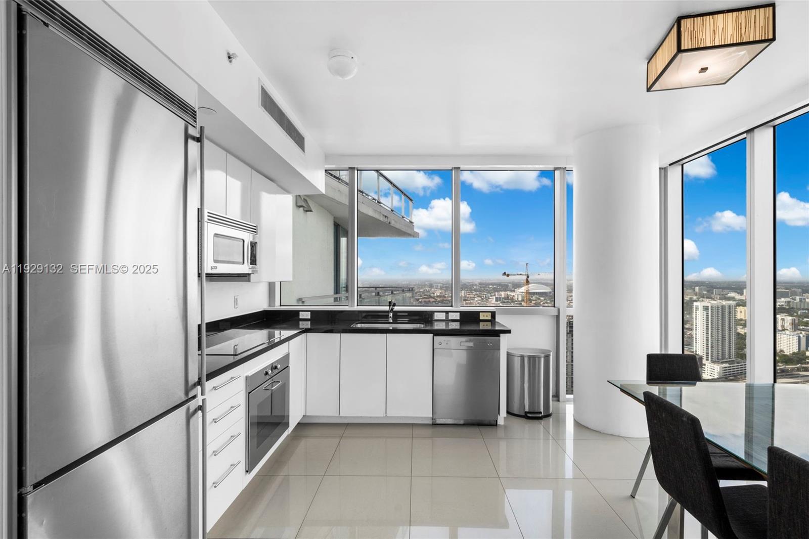 92 SW 3rd St #4610, Miami FL 33130