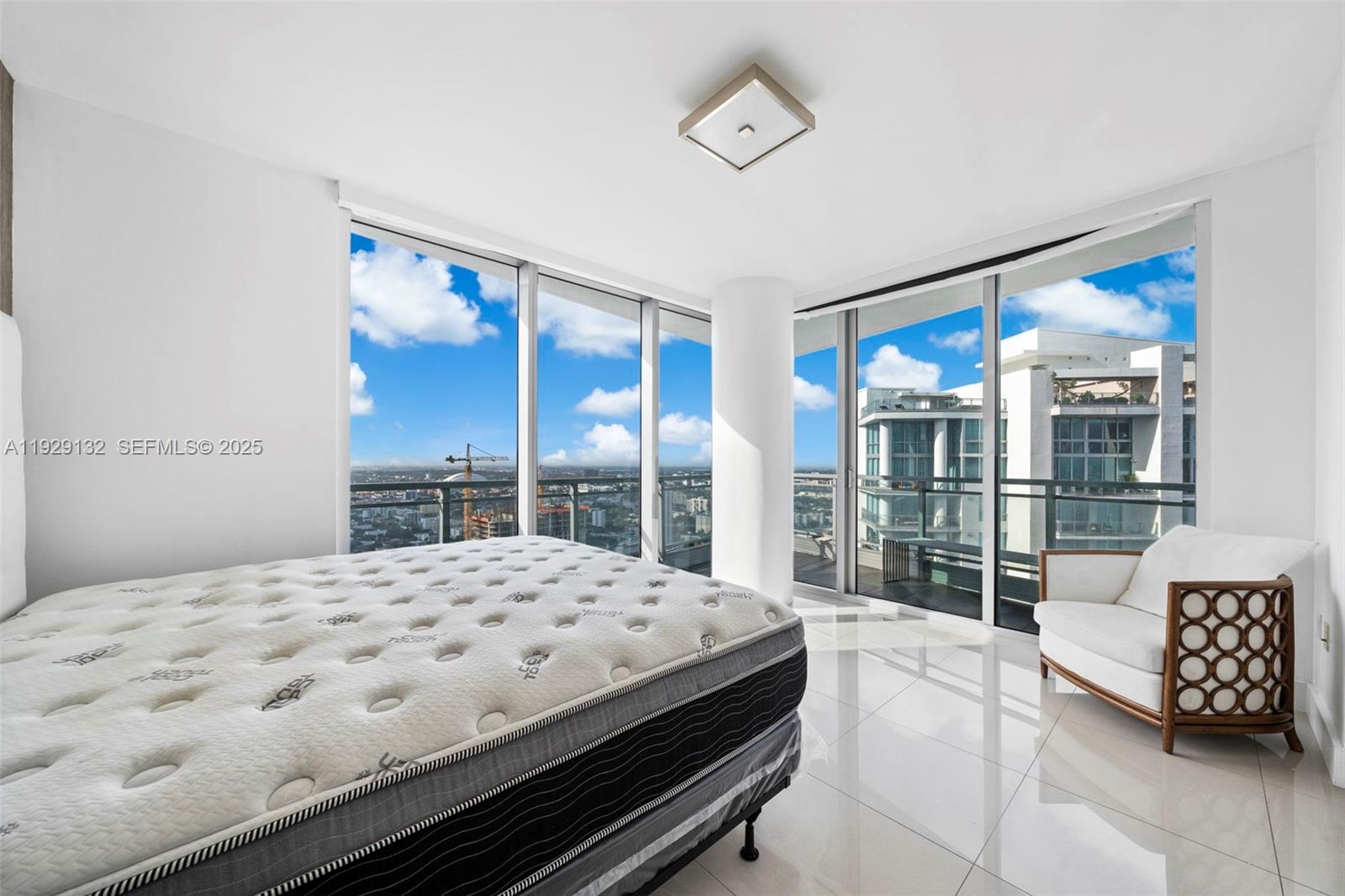 92 SW 3rd St #4610, Miami FL 33130