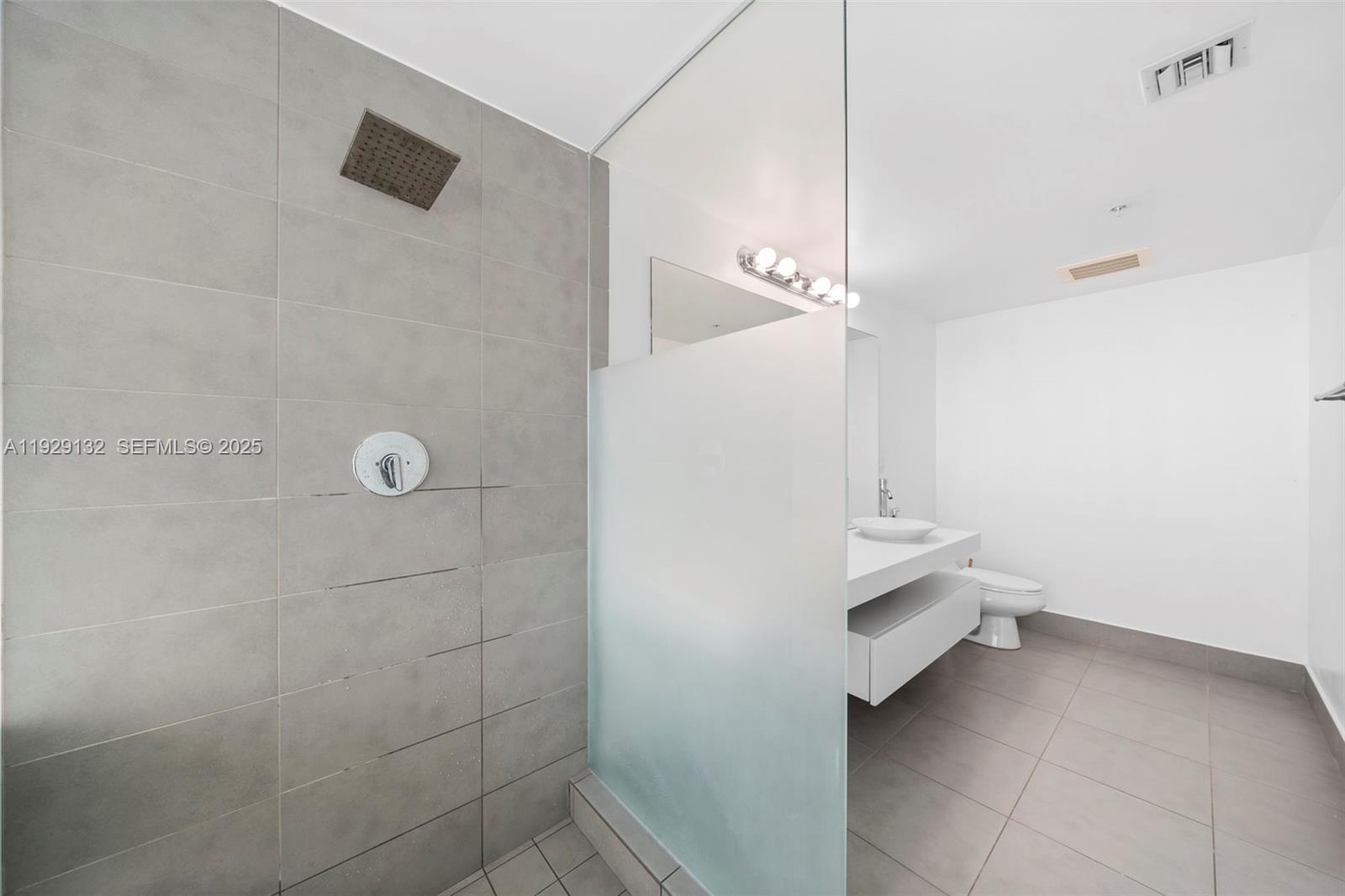 92 SW 3rd St #4610, Miami FL 33130
