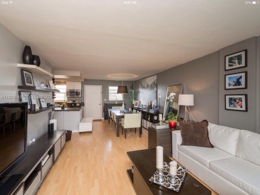 947 Lenox Ave #404, Miami Beach FL 33139