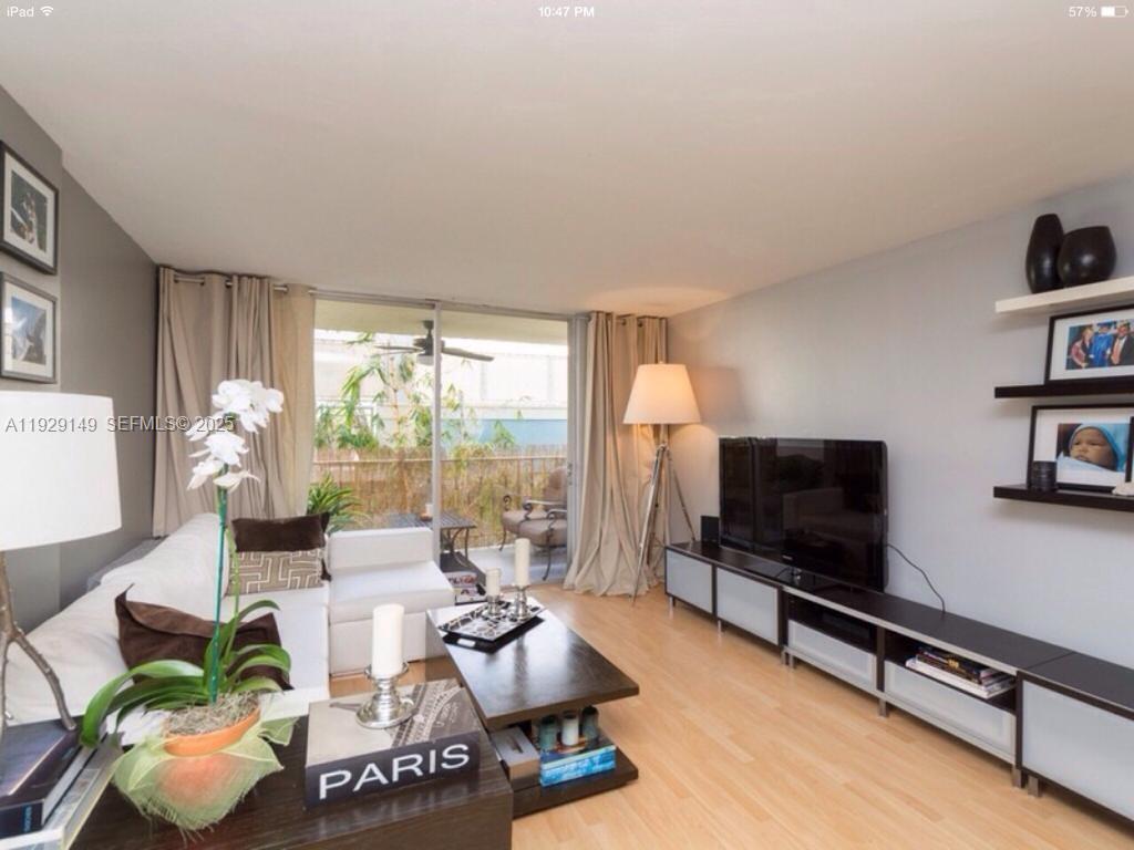 947 Lenox Ave #404, Miami Beach FL 33139