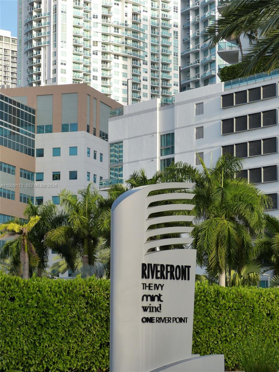 90 SW 3rd St #1110, Miami FL 33130