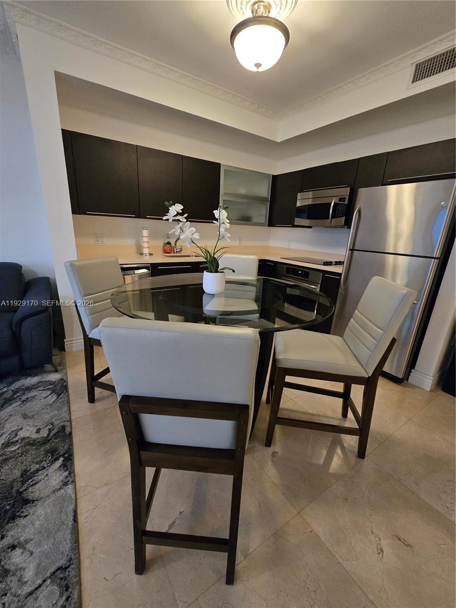 90 SW 3rd St #1110, Miami FL 33130