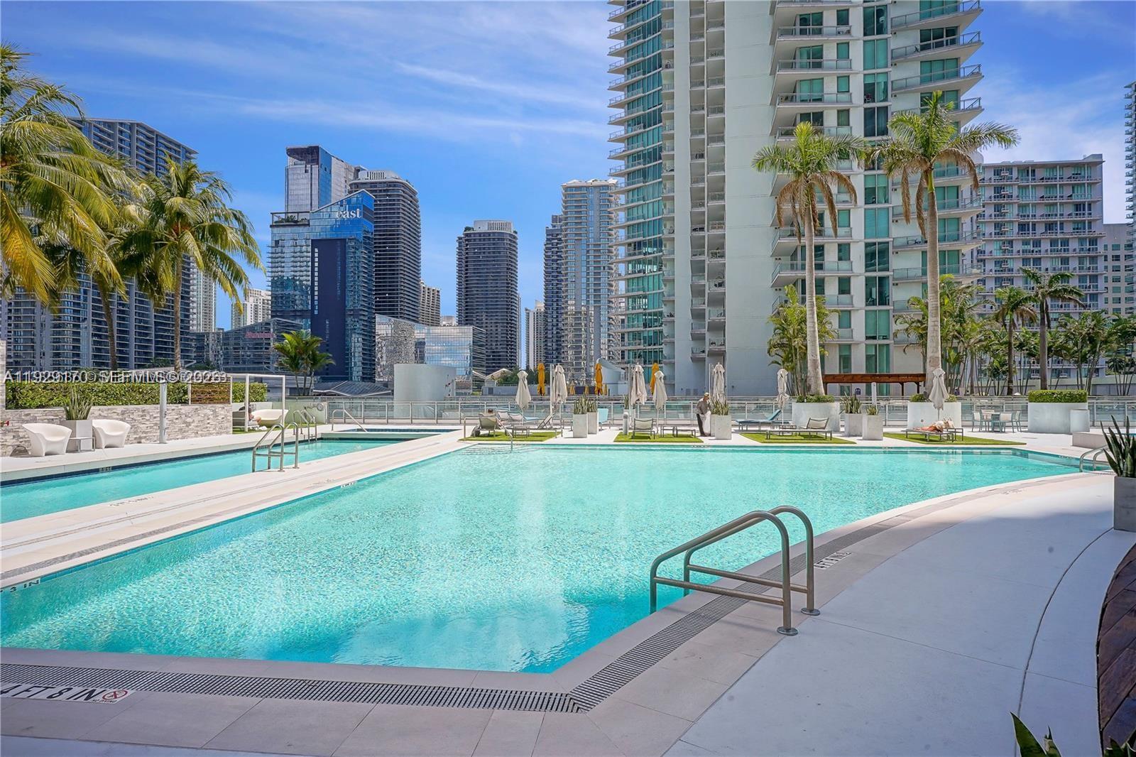 90 SW 3rd St #1110, Miami FL 33130