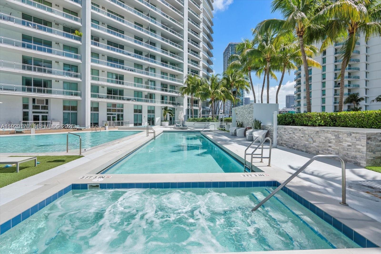 90 SW 3rd St #1110, Miami FL 33130