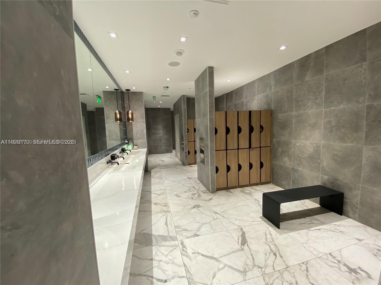 90 SW 3rd St #1110, Miami FL 33130