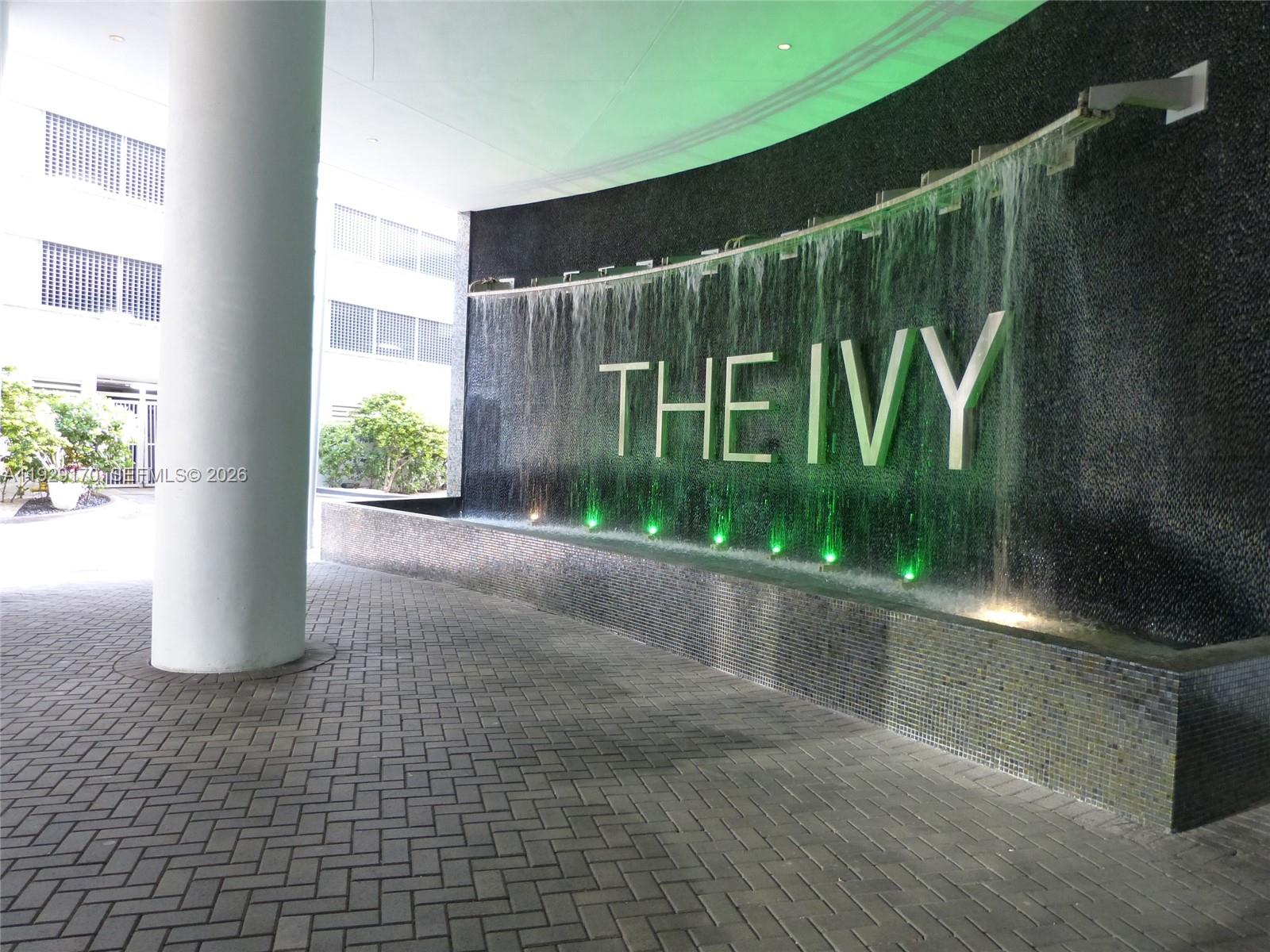 90 SW 3rd St #1110, Miami FL 33130