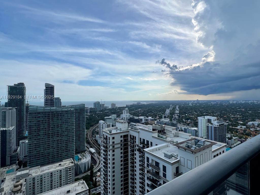 55 SW 9th St #4205, Miami FL 33130