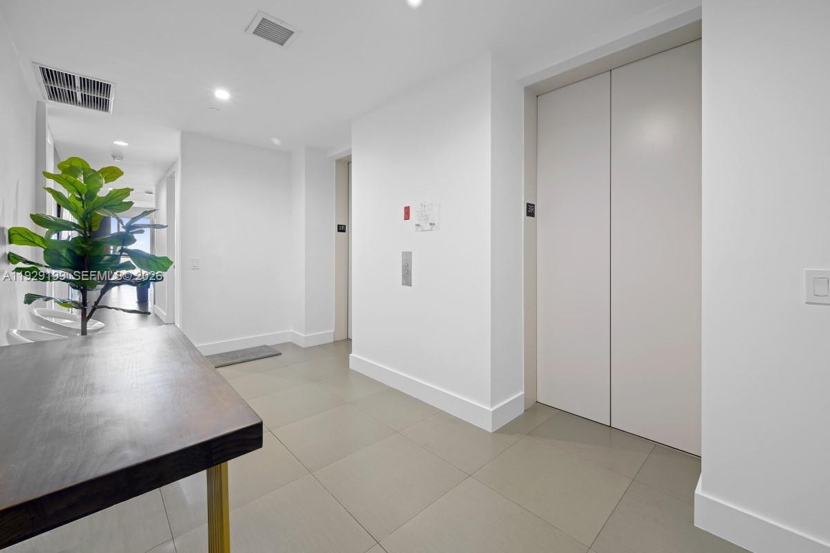 1100 Biscayne Blvd #3104, Miami FL 33132