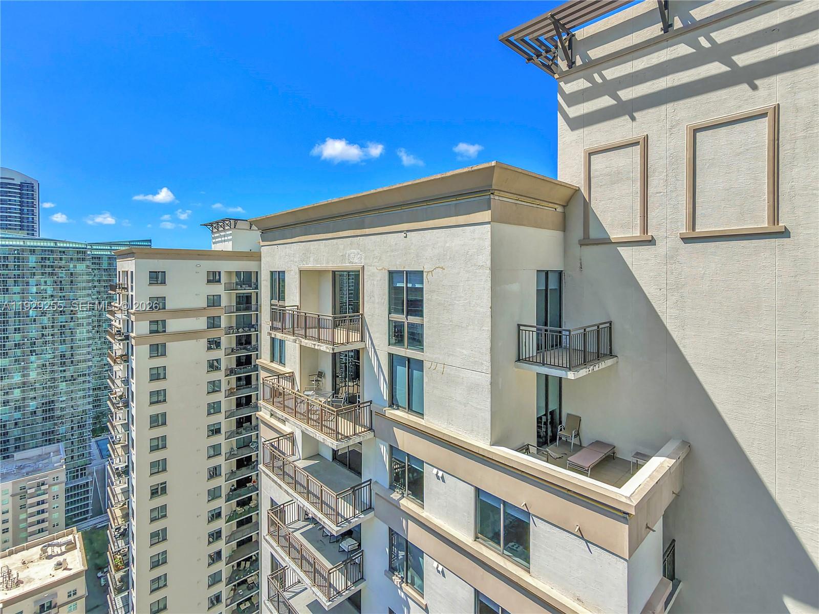 999 SW 1st Ave #UPH12, Miami FL 33130