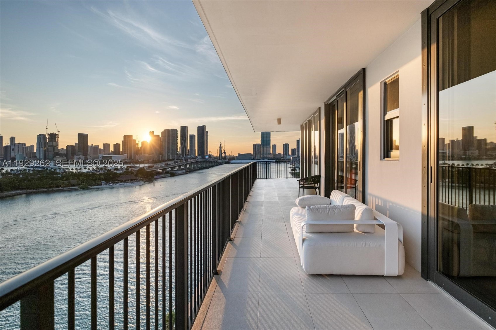 1000 Venetian Way #1004, Miami FL 33139