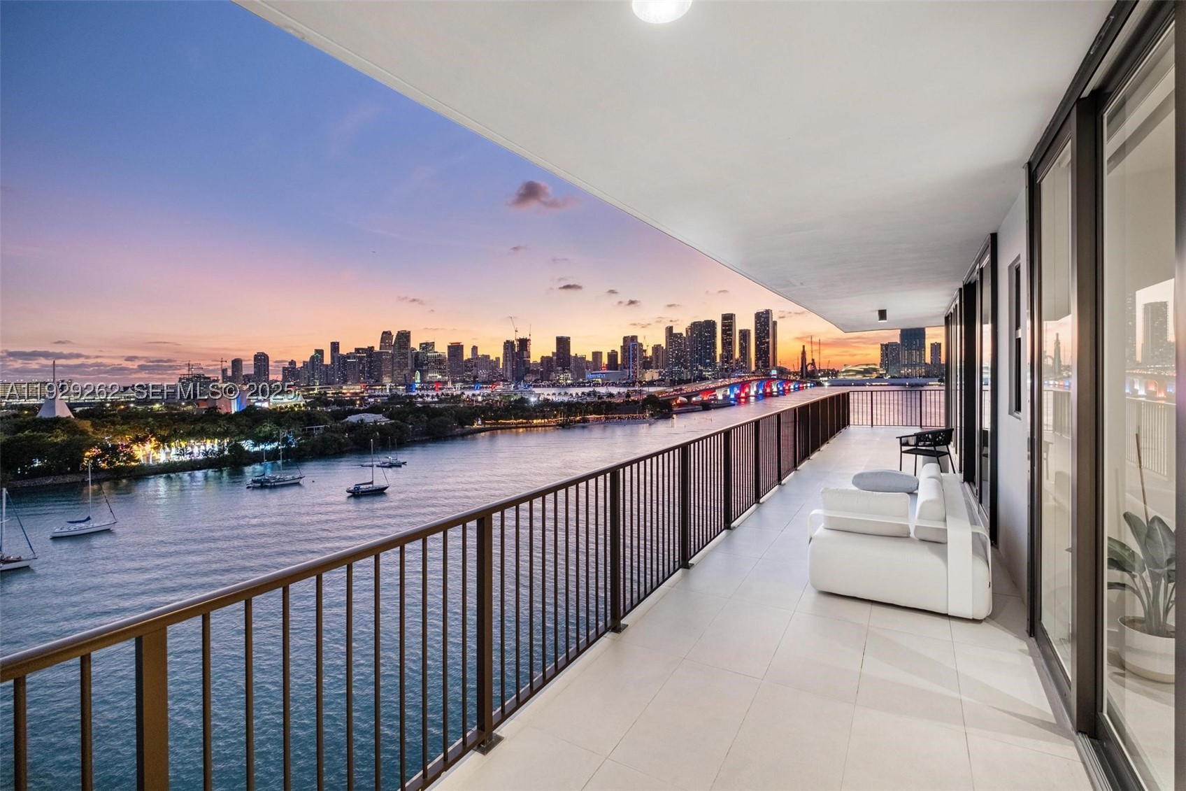 1000 Venetian Way #1004, Miami FL 33139