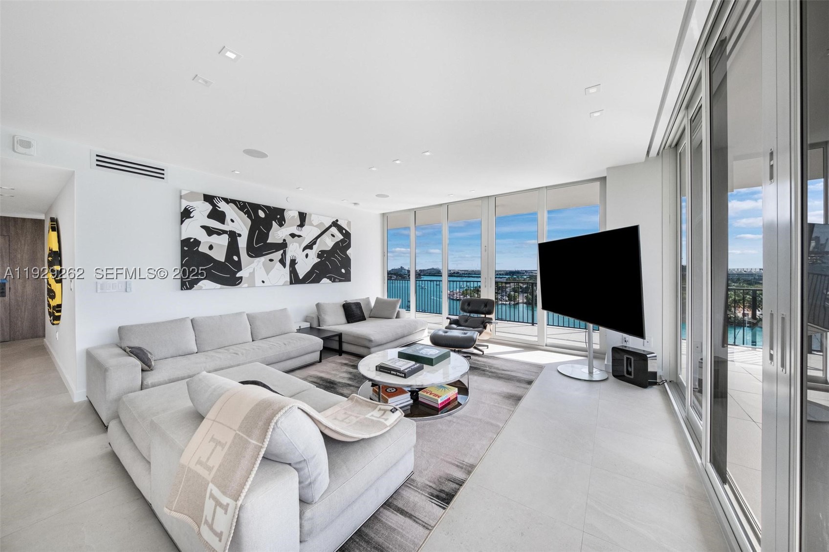1000 Venetian Way #1004, Miami FL 33139