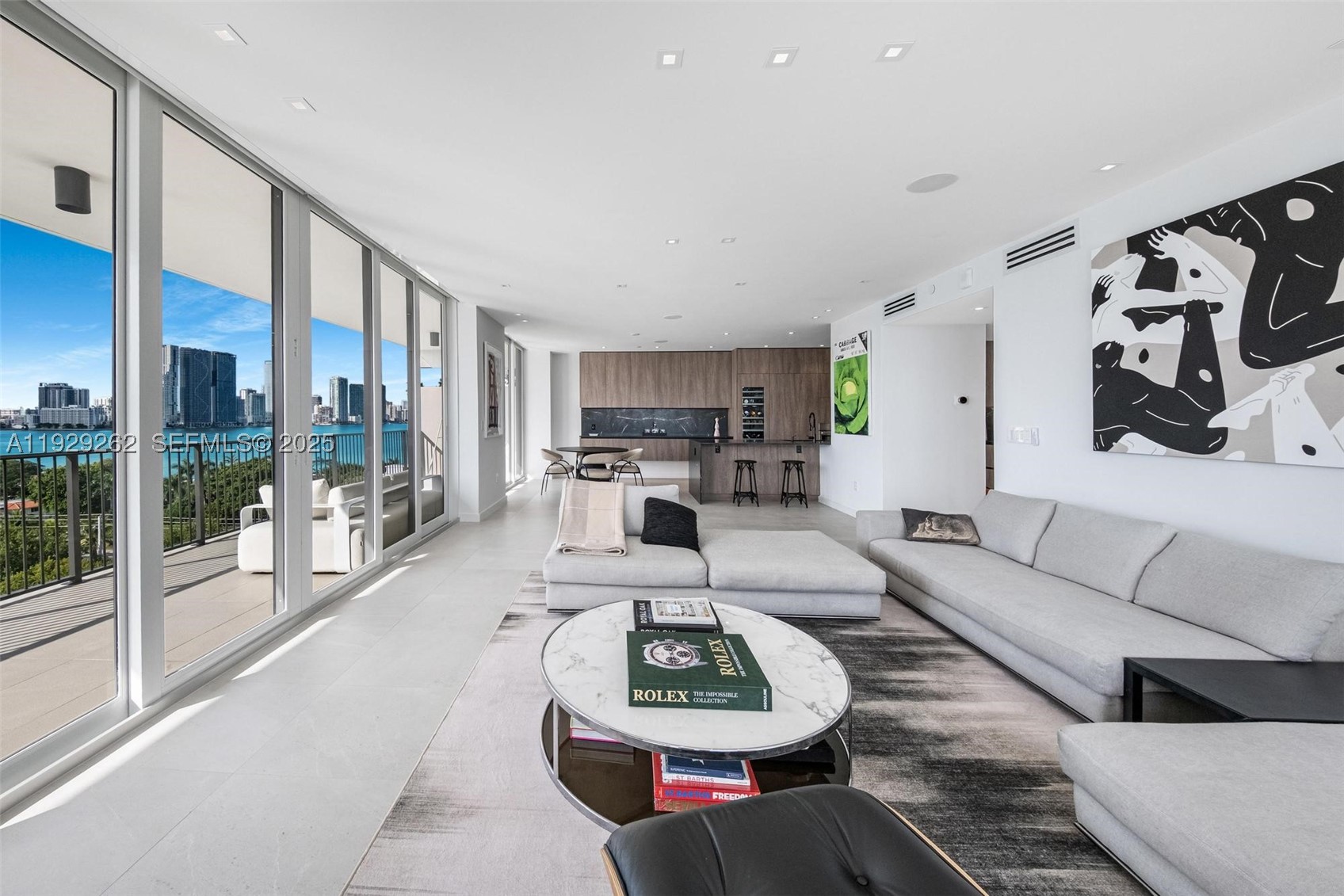 1000 Venetian Way #1004, Miami FL 33139