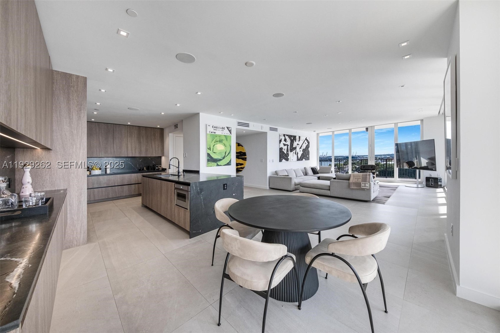 1000 Venetian Way #1004, Miami FL 33139