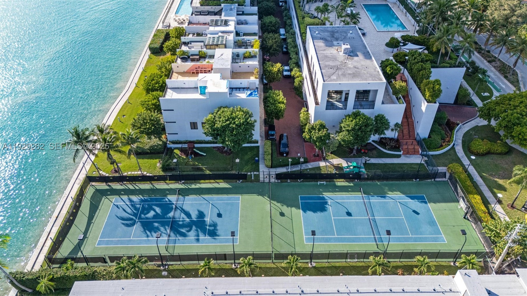 1000 Venetian Way #1004, Miami FL 33139