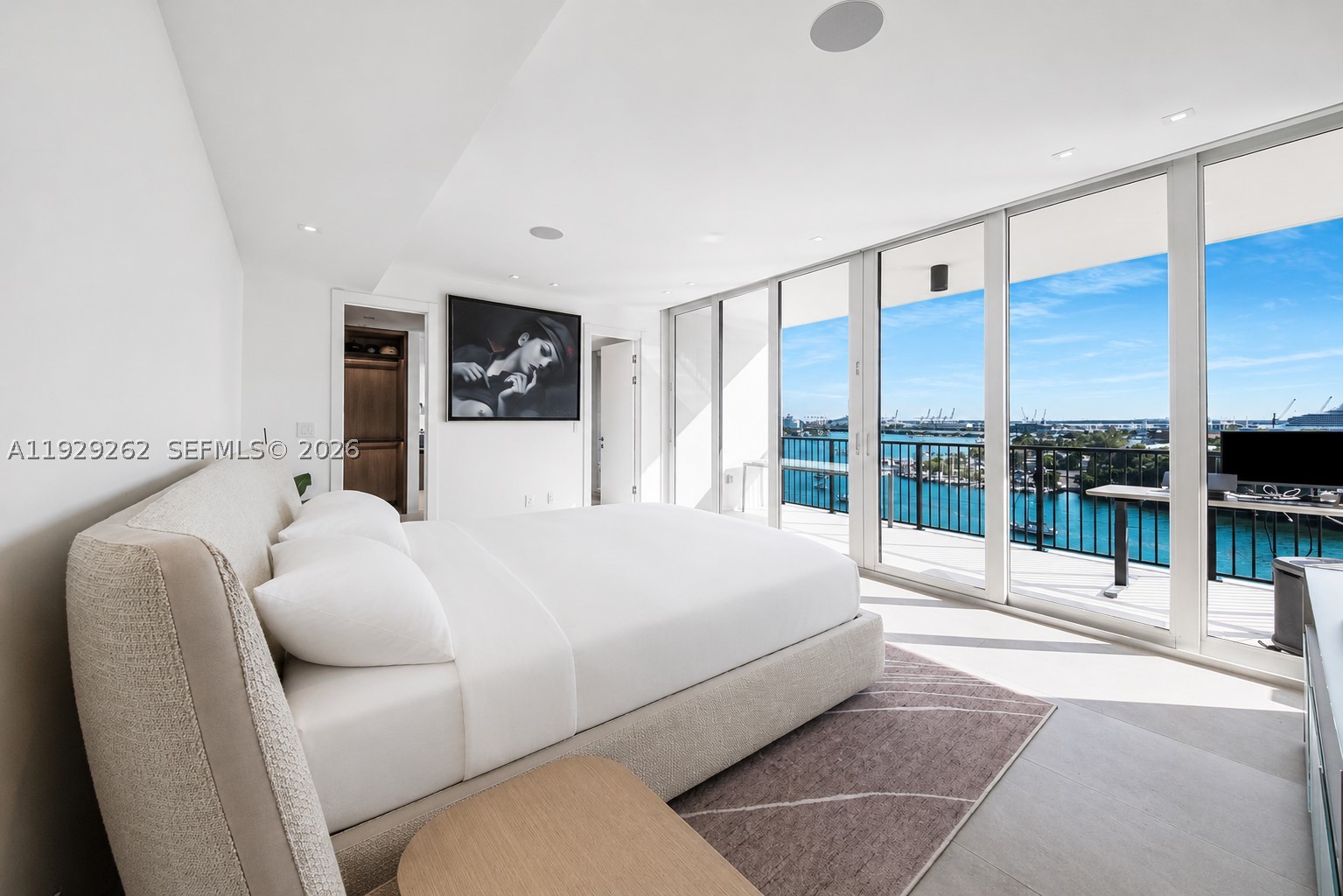 1000 Venetian Way #1004, Miami FL 33139