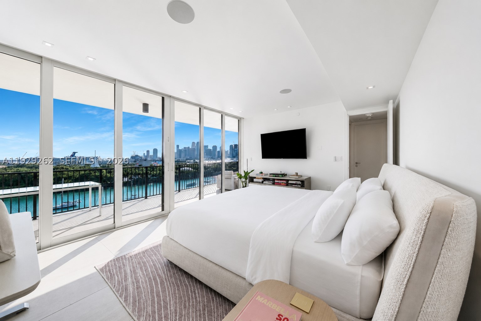 1000 Venetian Way #1004, Miami FL 33139
