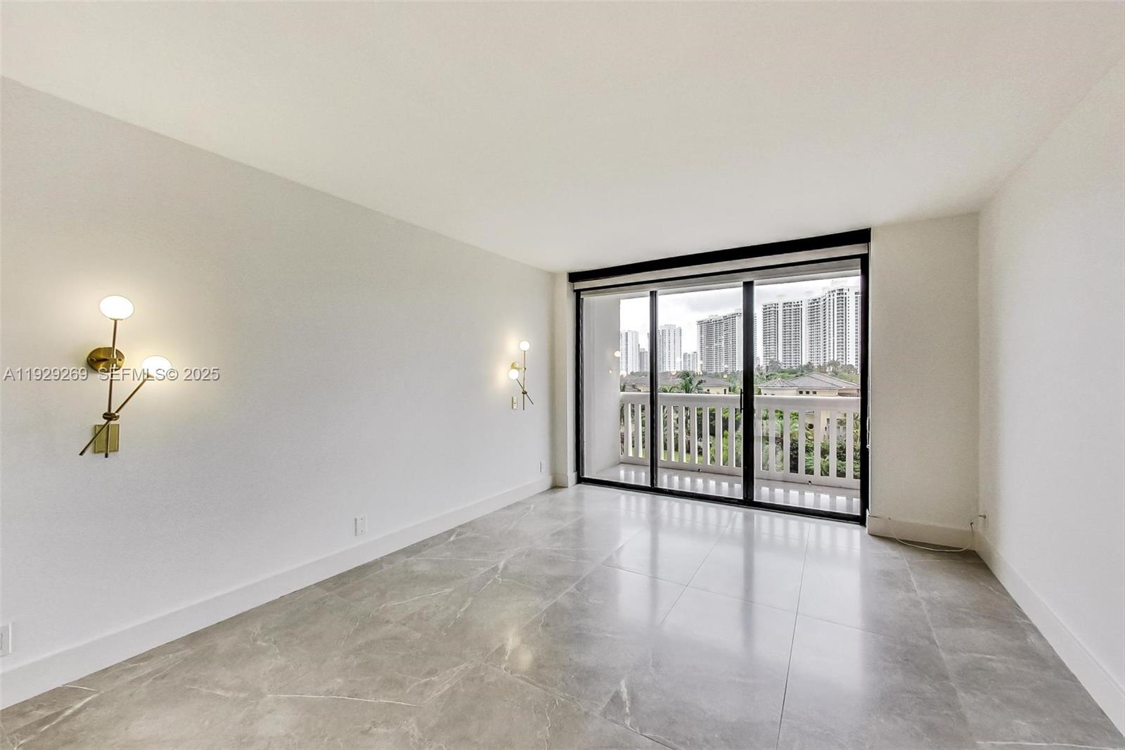 1000 Island Blvd #506, Aventura FL 33160
