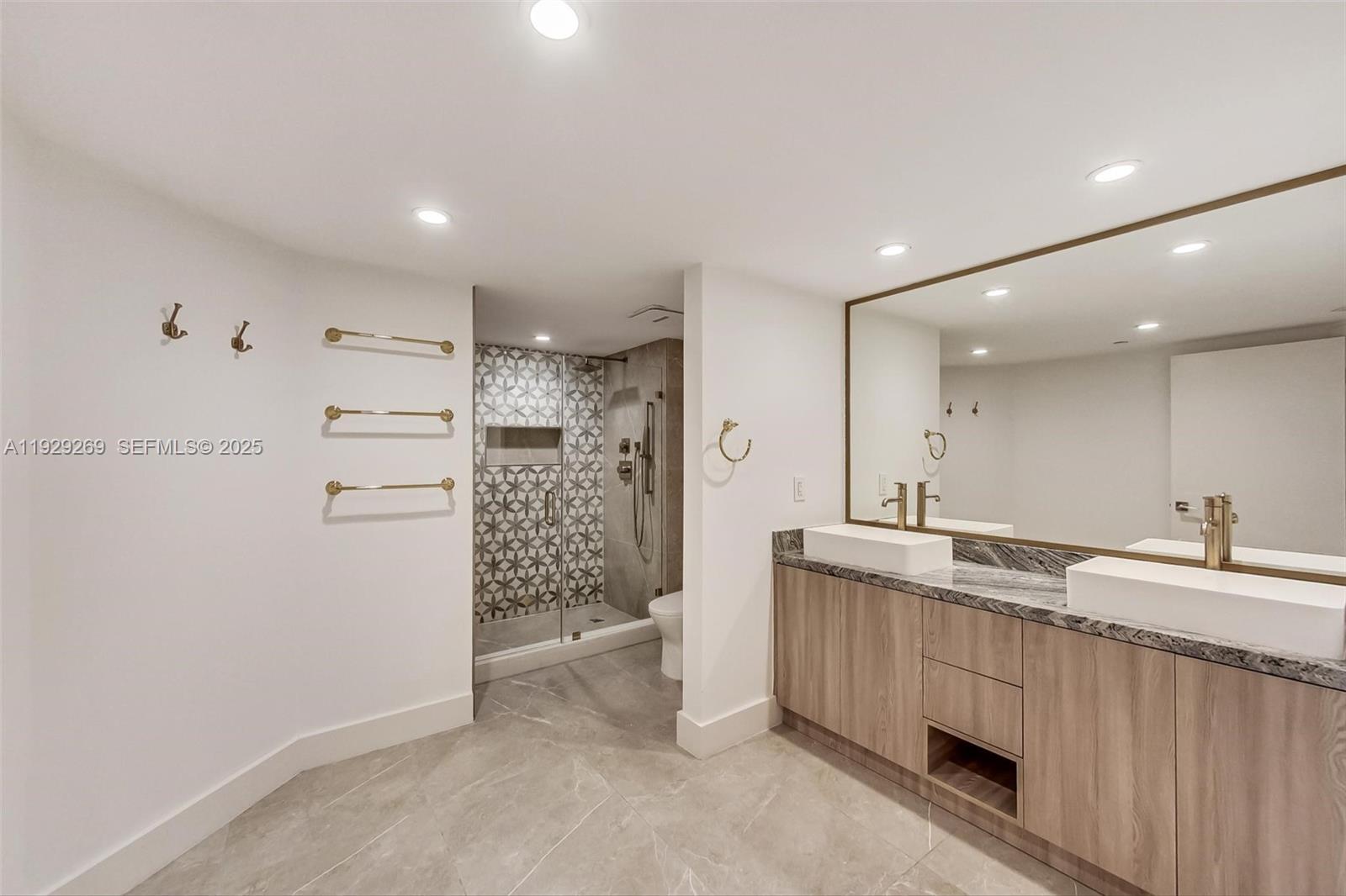 1000 Island Blvd #506, Aventura FL 33160