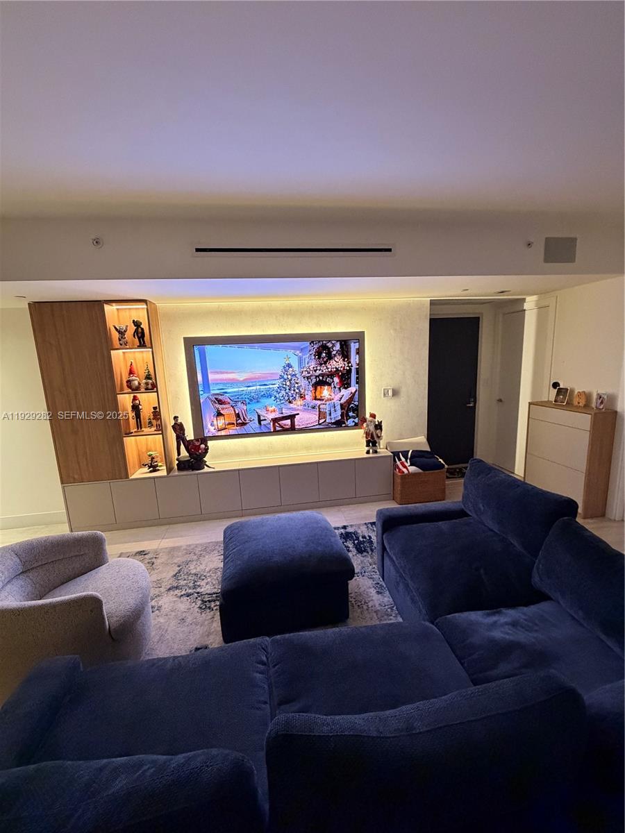 1451 Brickell Ave #1105, Miami FL 33131