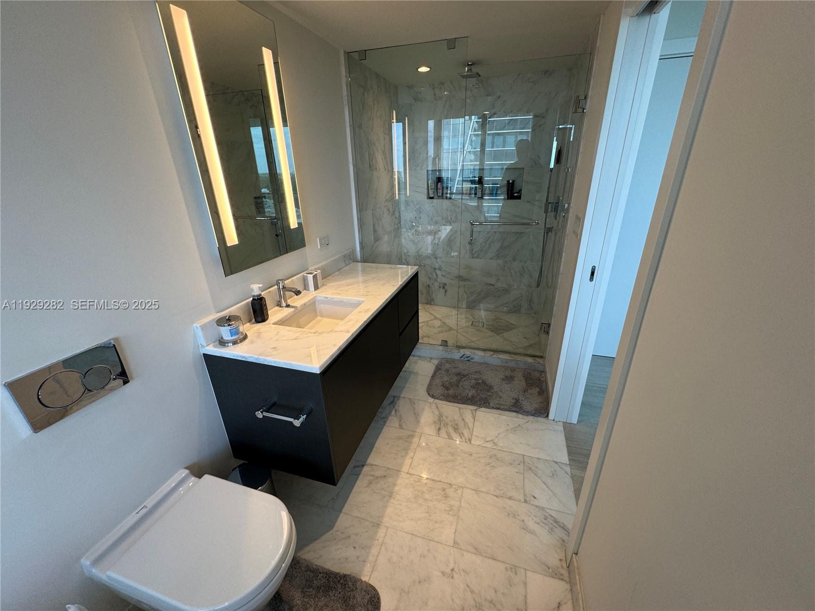 1451 Brickell Ave #1105, Miami FL 33131