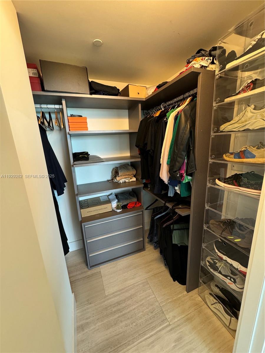 1451 Brickell Ave #1105, Miami FL 33131