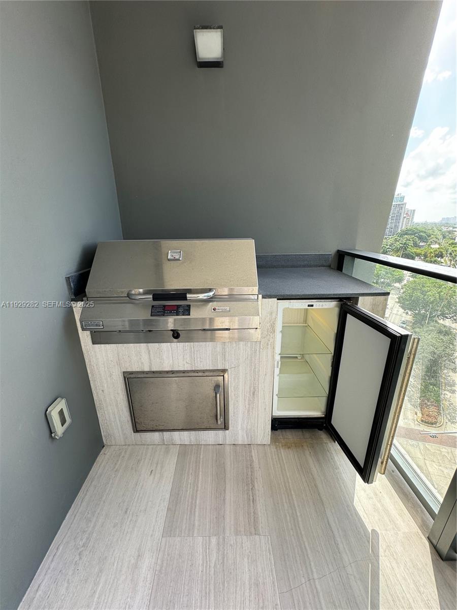 1451 Brickell Ave #1105, Miami FL 33131