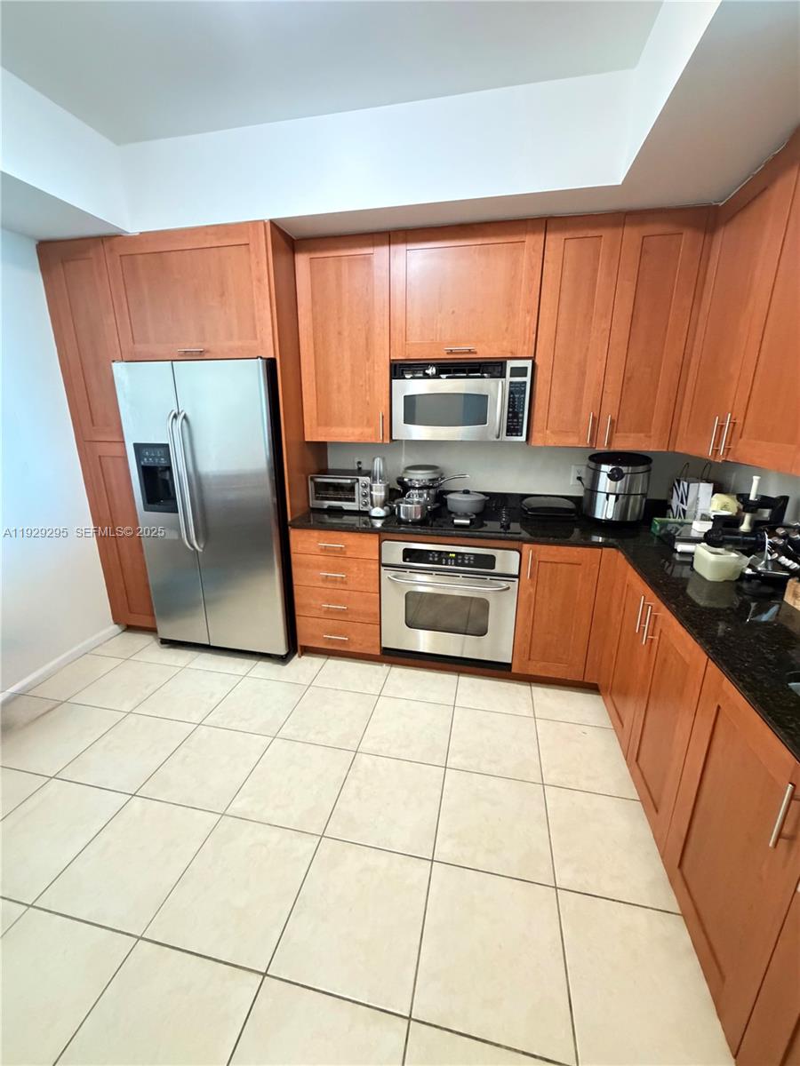 3340 NE 190th St #608, Aventura FL 33180