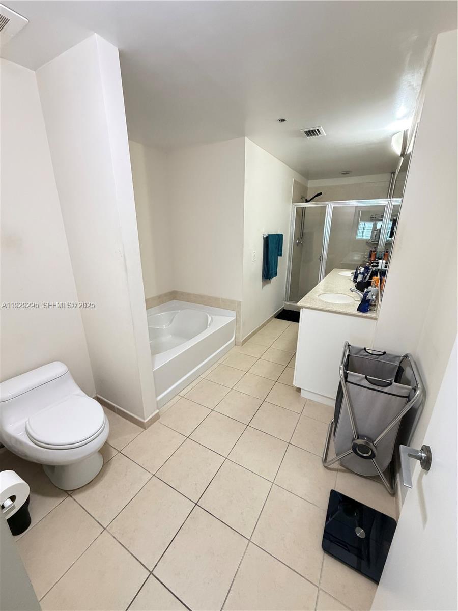 3340 NE 190th St #608, Aventura FL 33180